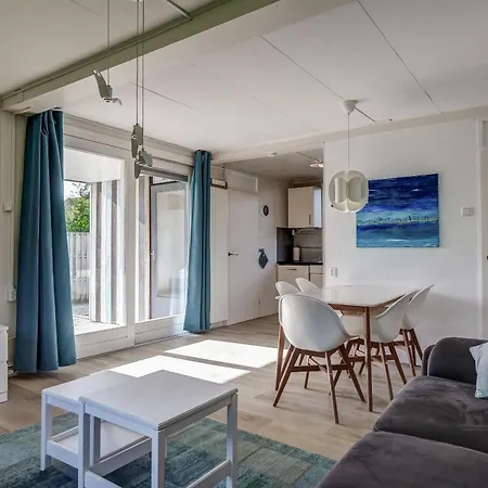 De Strandloper - Aan Zee *